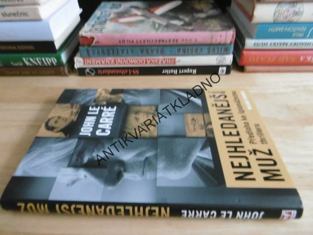 NEJHLEDANĚJŠÍ MUŽ, PŘEDLOHA KE ŠPIONÁŽNÍMU THRILLERU, JOHN LE CARRÉ, **an