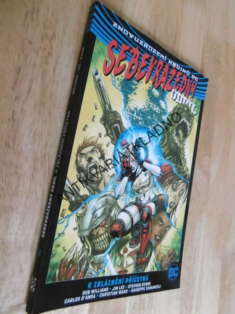 SEBEVRAŽEDNÝ ODDÍL, K ZBLÁZNĚNÍ PŘÍČETNÁ, KOMIKS DC COMICS, **an