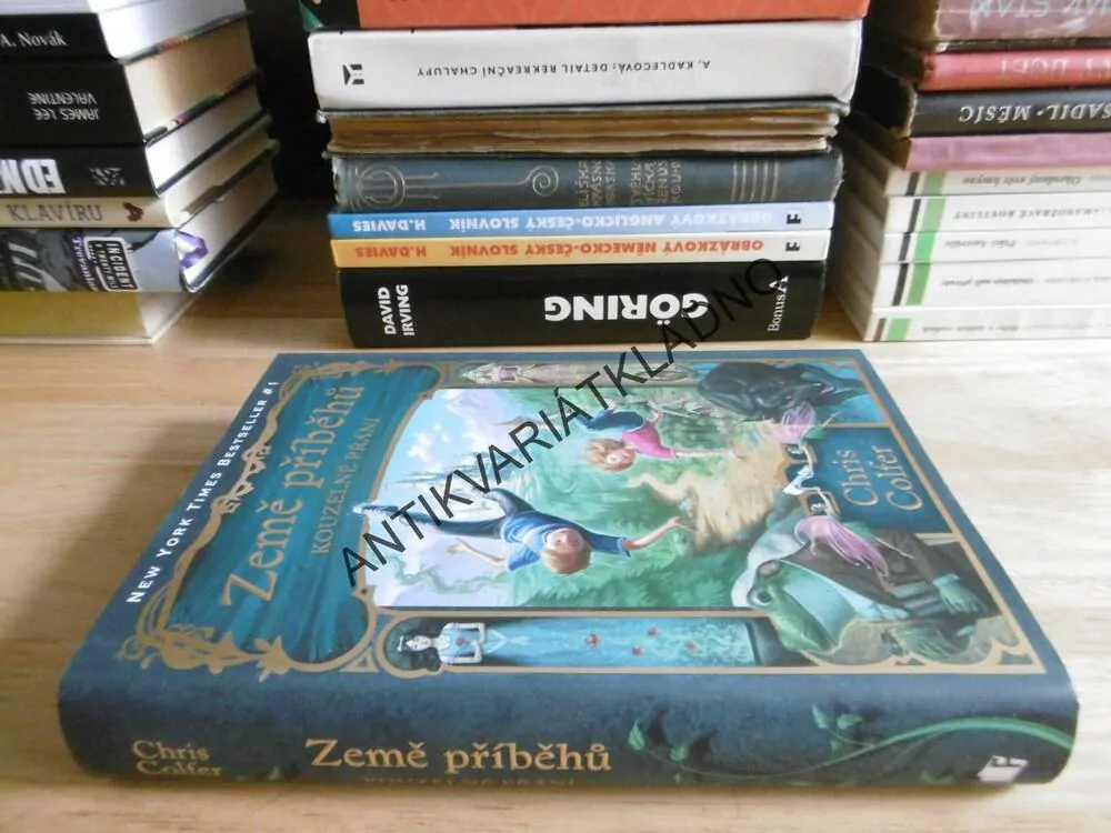ZEMĚ PŘÍBĚHŮ, KOUZELNÁ PŘÁNÍ, CHRIS COLFER, **an