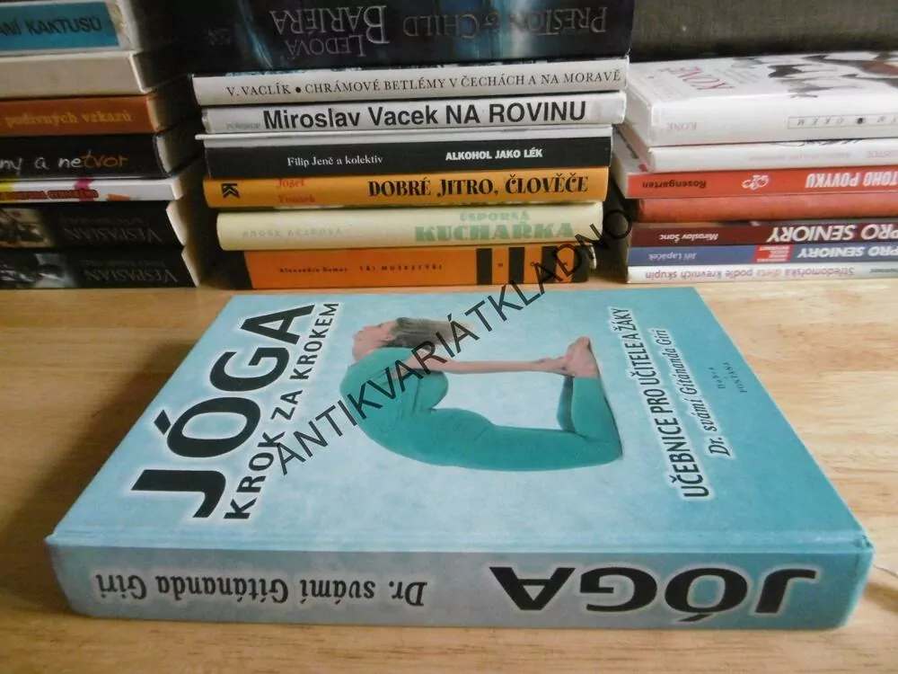 JÓGA KROK ZA KROKEM, UČEBNICE PRO UČITELE A ŽÁKY, DR. SVÁMÍ GÍTÉNANDA GIRI, **an