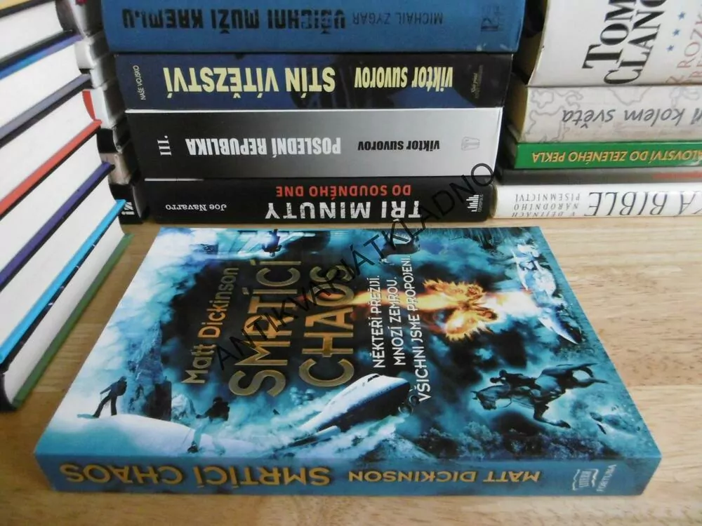 SMRTÍCÍ CHAOS, MATT DICKINSON, **an