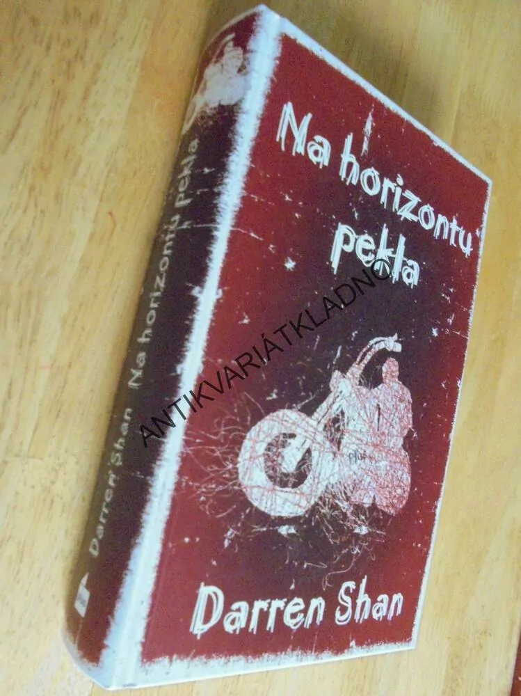 NA HORIZONTU PEKLA, DARREN SHAN, TRILOGIE MĚSTO