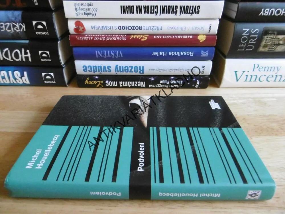 PODVOLENÍ, MICHEL HOUELLEBECQ, **an