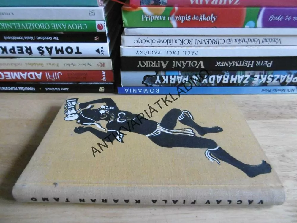 KAARAN-TAMO, ČLOVĚK S MĚSÍCE, VÁCLAV FIALA, **an
