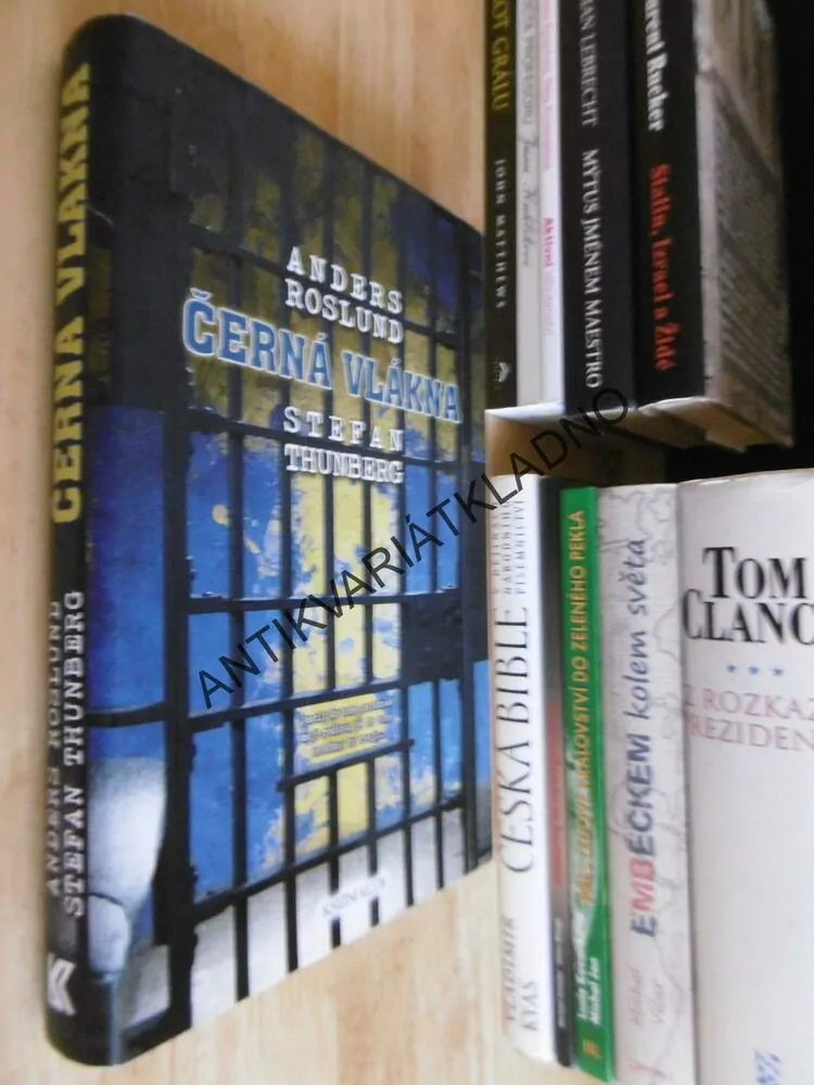 ČERNÁ VLÁKNA, ANDERS ROSLUND, STEFAN THUNBERG, **an