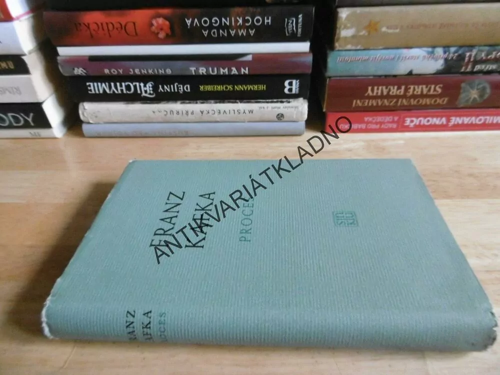 PROCES, FRANZ KAFKA, **an