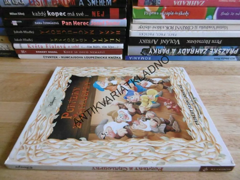 POHÁDKY Z CHALOUPKY, PŘÍBĚHY SEDMI TRPASLÍKŮ, WALT DISNEY, **an