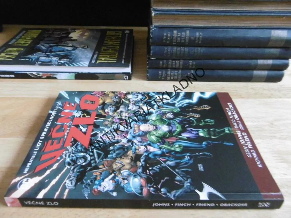 VĚČNÉ ZLO, LIGA SPRAVEDLNOSTI, KOMIKS DC COMICS,**an