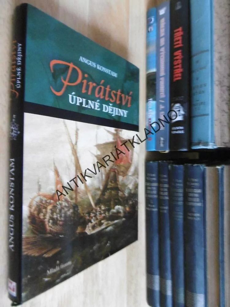 PIRÁTSTVÍ, ÚPLNÉ DĚJINY, ANGUS KONSTAM, **an