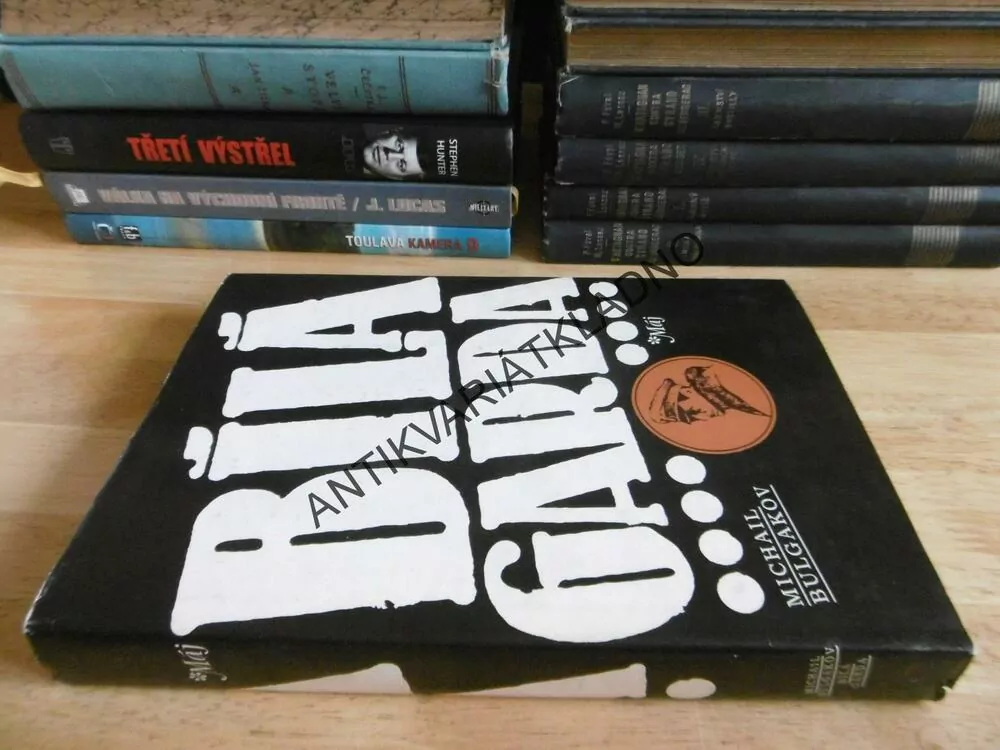BÍLÁ GARDA, MICHAL BULGAKOV, **an