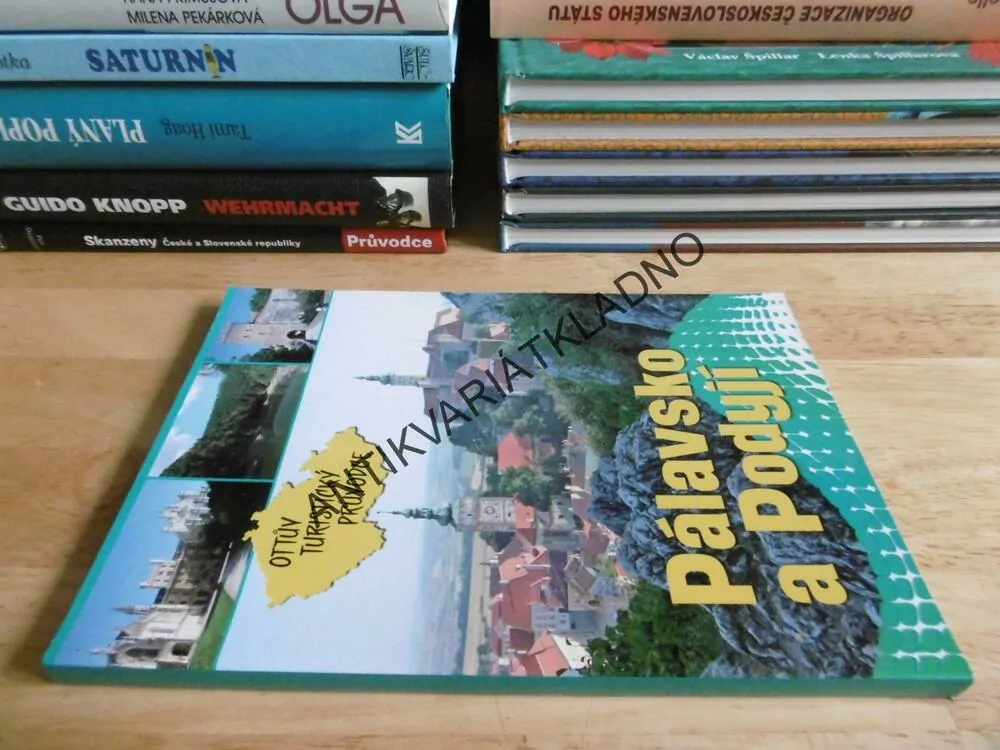 PÁLAVSKO A PODYJÍ, MIKULOV, ZNOJMO, VALTICE AJ.,**an