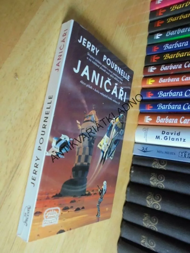 JANIČÁŘI, JERRY POURNELLE,