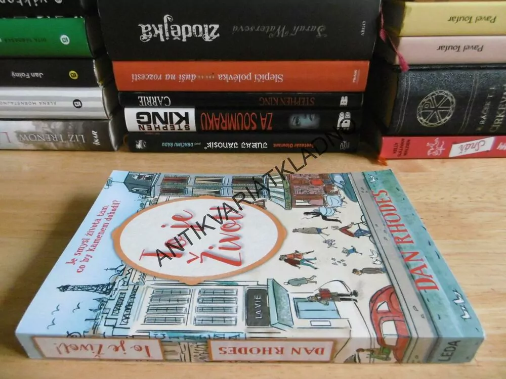 TO JE ŽIVOT! DAN RHODES, **an