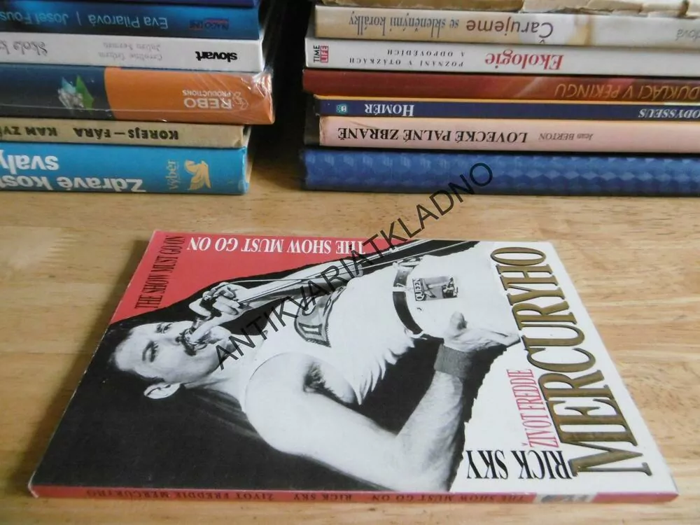 ŽIVOT FREDDIE MERCURYHO, QUEEN, FREDDIE MERCURY, HUDEBNÍ SKUPINA, **an