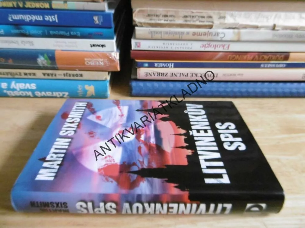 LITVINĚNKŮV SPIS, MARTIN SIXSMITH, **an