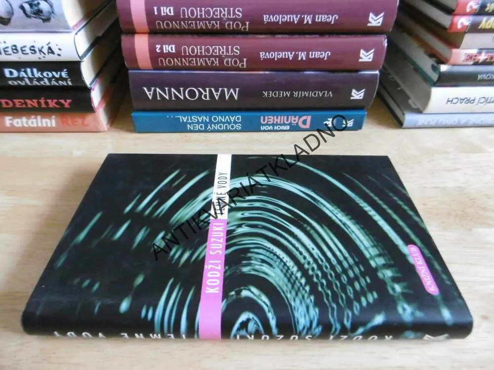 TEMNÉ VODY, KODŽI SUZUKI, **an