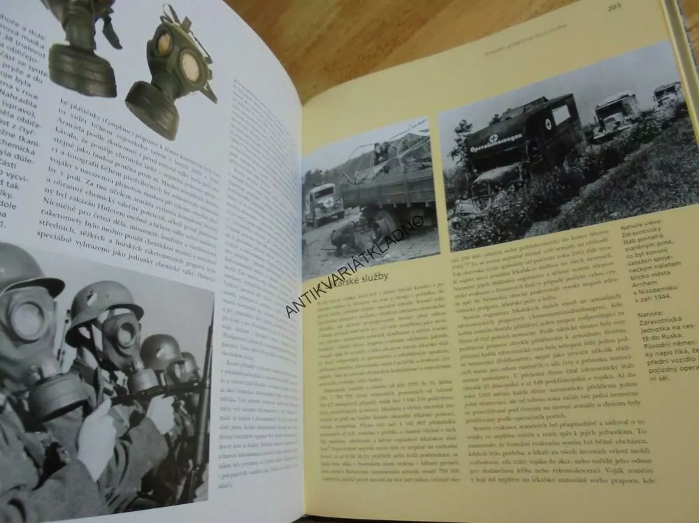 HITLEROVA ARMÁDA 1939-1945, VOJÁCI,VÝZBROJ, ORGANIZACE, HITLER, VÁLKA,NĚMECKO, **an