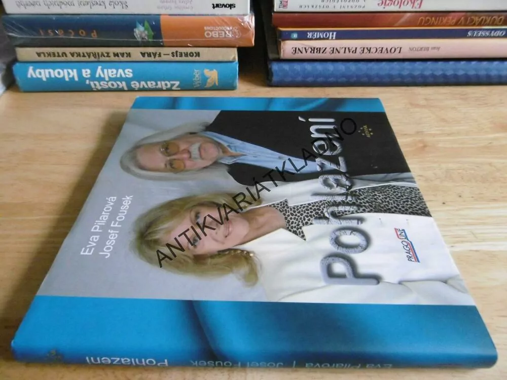 POHLAZENÍ, EVA PILAROVÁ, JOSEF FOUSEK, **an