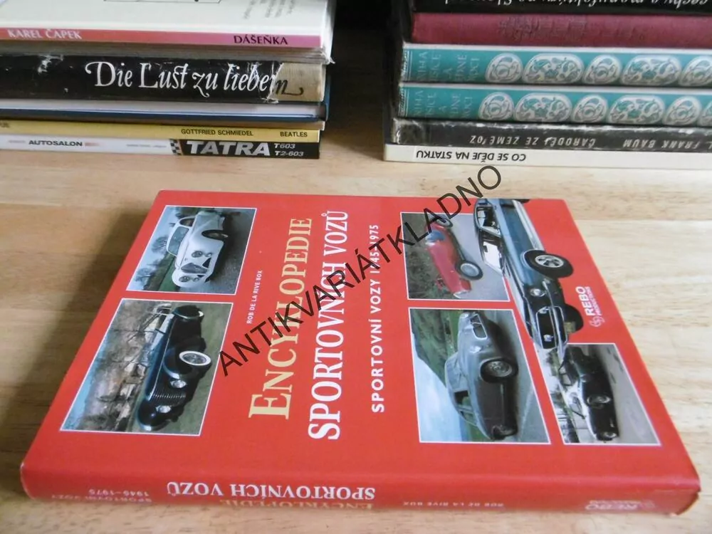 ENCYKLOPEDIE SPORTOVNÍCH VOZŮ, SPORTOVNÍ VOZY 1945-1975, RIVE BOX, **an