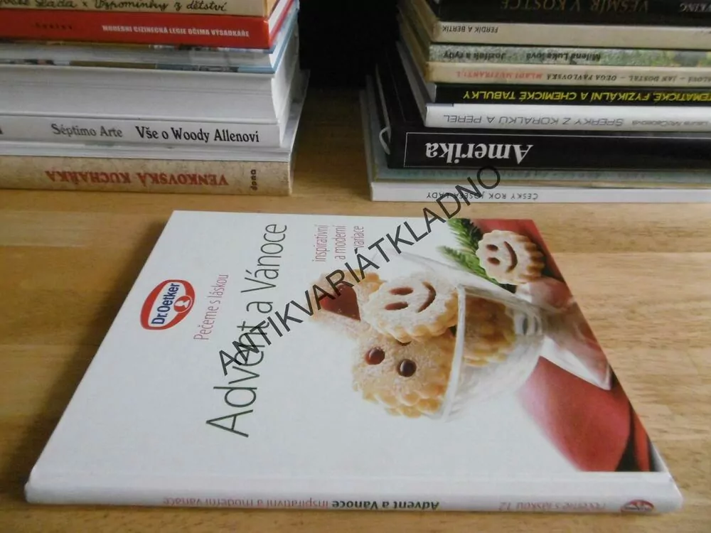 PEČEME S LÁSKOU 12., DR. OETKER, ADVENT A VÁNOCE, **an