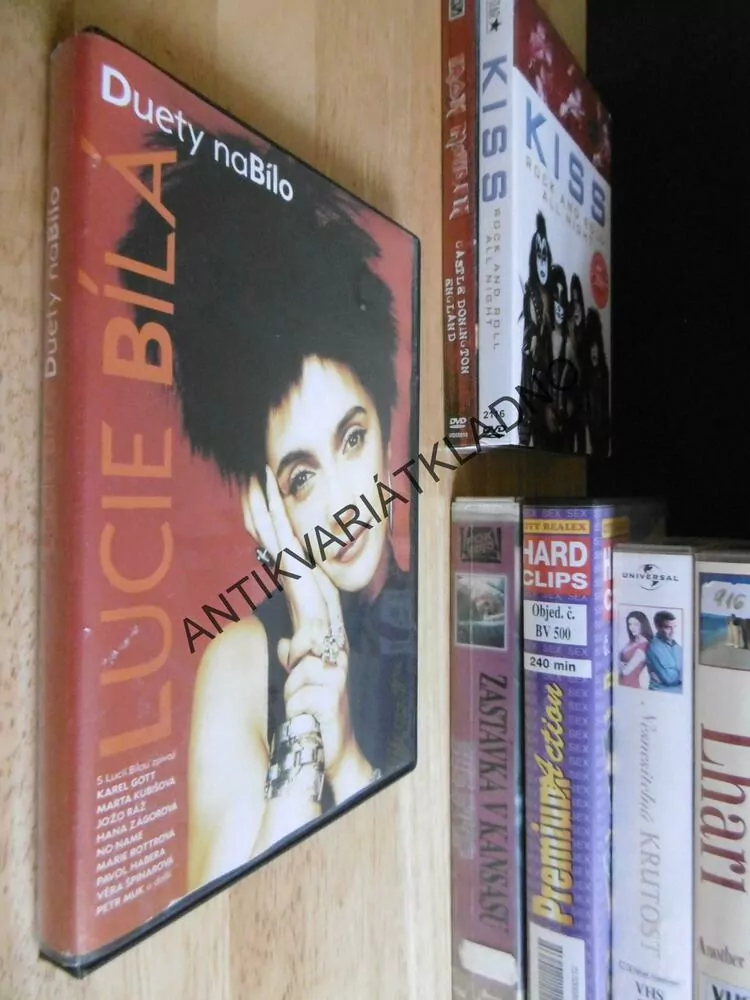 LUCIE BÍLÁ , DUETY NA BÍLO, KARL GOTT, KUBIŠOVÁ, RÁŽ, AJ., DVD HUDBA