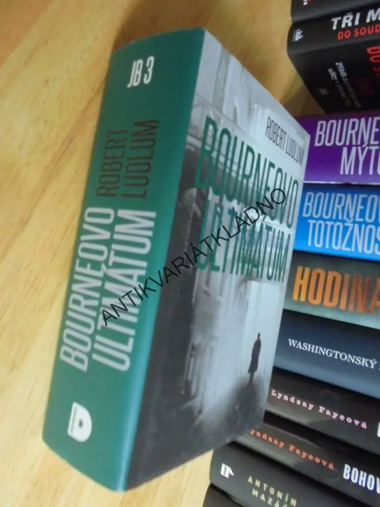 BOURNEOVO ULTIMÁTUM, ROBERT LUDLUM, **an