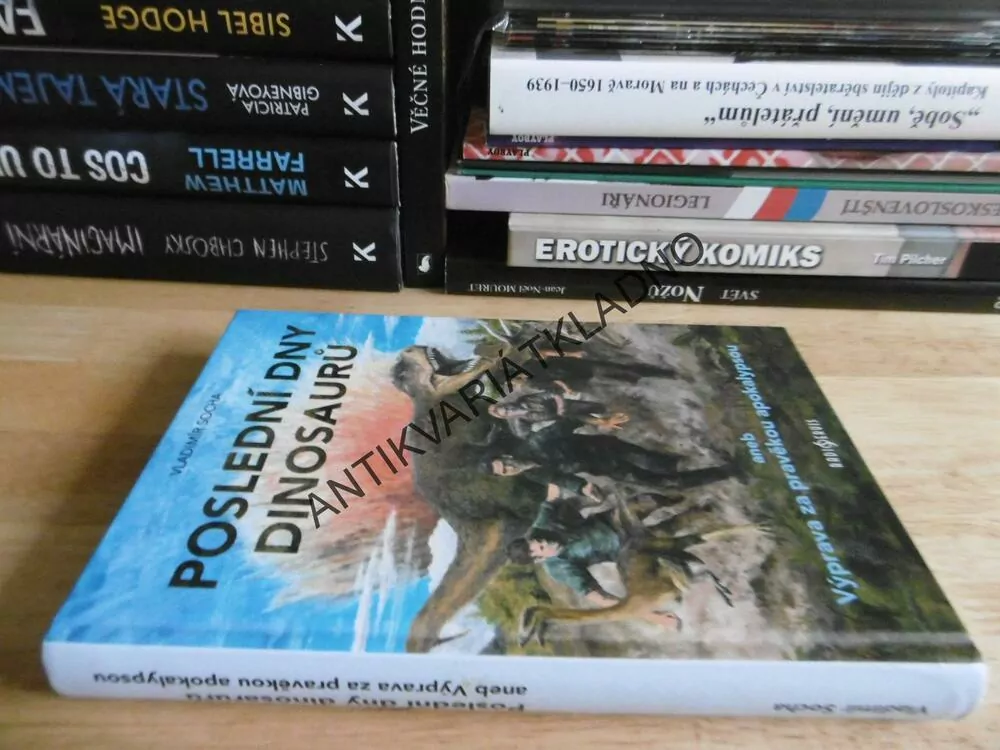 POSLEDNÍ DNY DINOSAURŮ, VLADIMÍR SOCHA, **an