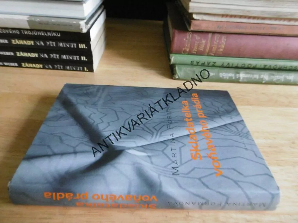 SKLADATELKA VOŇAVÉHO PRÁDLA, MARTINA FORMANOVÁ, 2002, **an