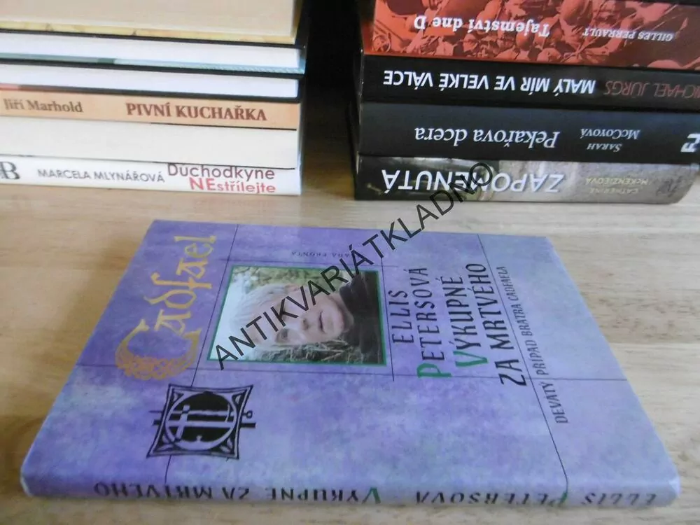 VÝKUPNÉ ZA MRTVÉHO, 9. PŘÍPAD BRATRA CADFAELA, ELLIS PETERSOVÁ, **an
