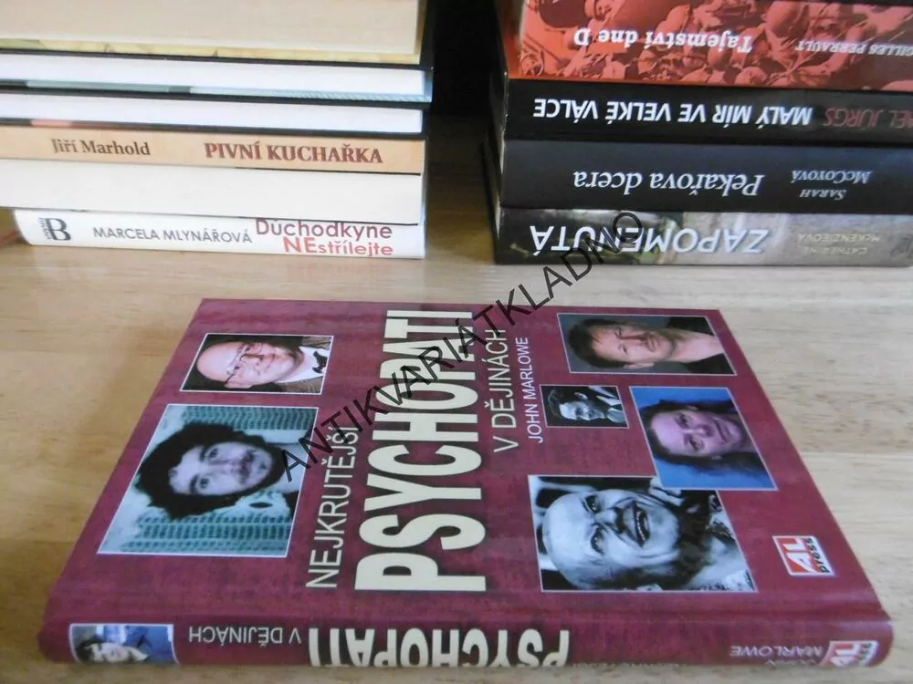 NEJKRUTĚJŠÍ PSYCHOPATI V DĚJINÁCH, JOHN MARLOWE, **an