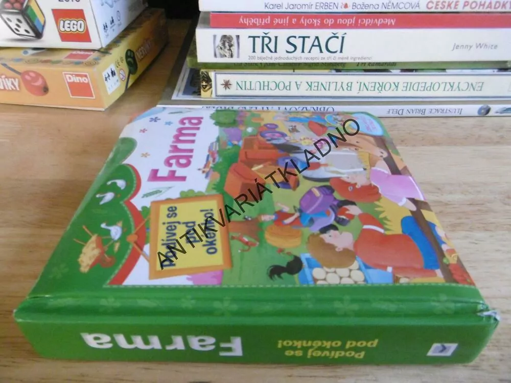 FARMA, ODKLÁPĚCÍ OKÉNKA, **an