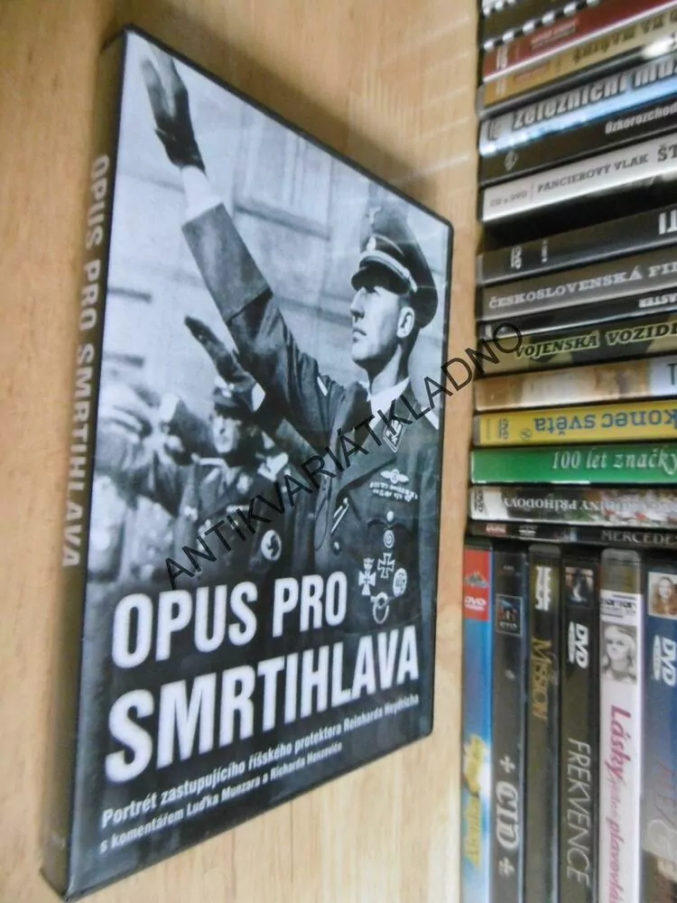 OPUS PRO SMRTIHLAVA, DVD FILM