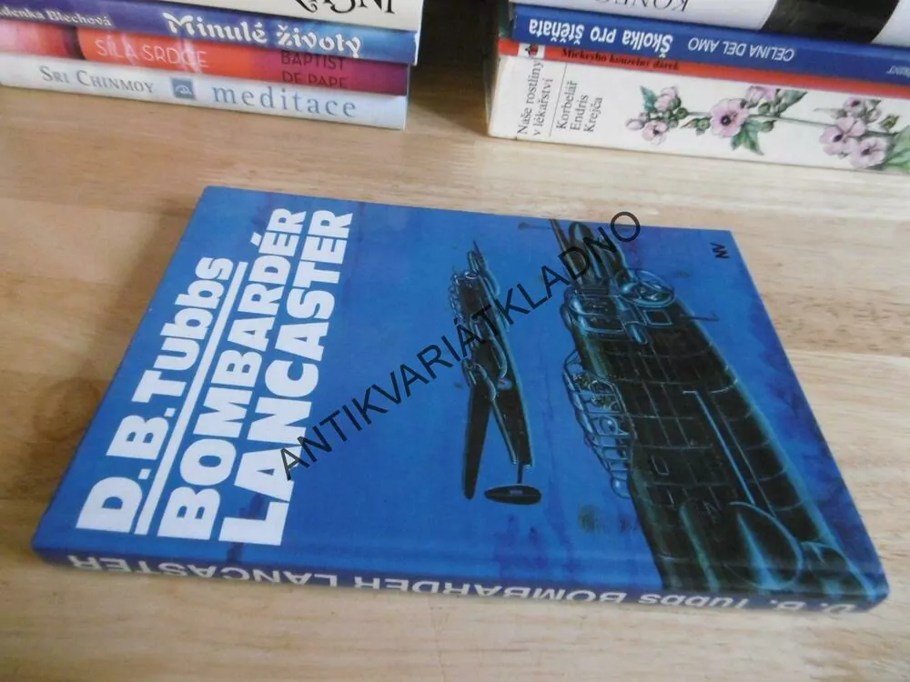 BOMBARDÉR LANCASTER, D.B.TUBBS, **an