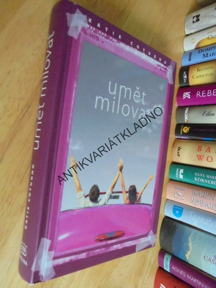 UMĚT MILOVAT, KATIE COTUGNO