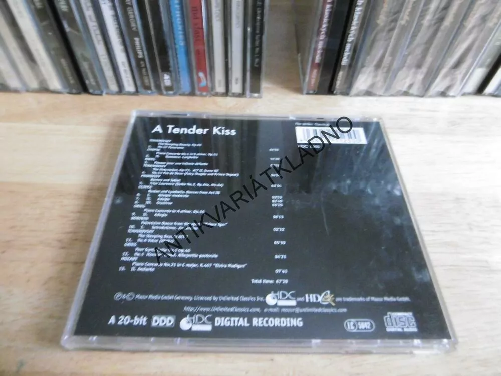 A TENDER KISS, CD HUDBA