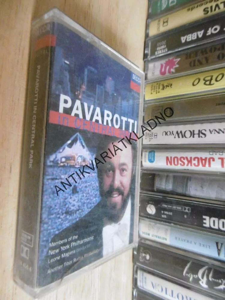 PAVAROTTI IN CENTRAL PARK, MC KAZETA
