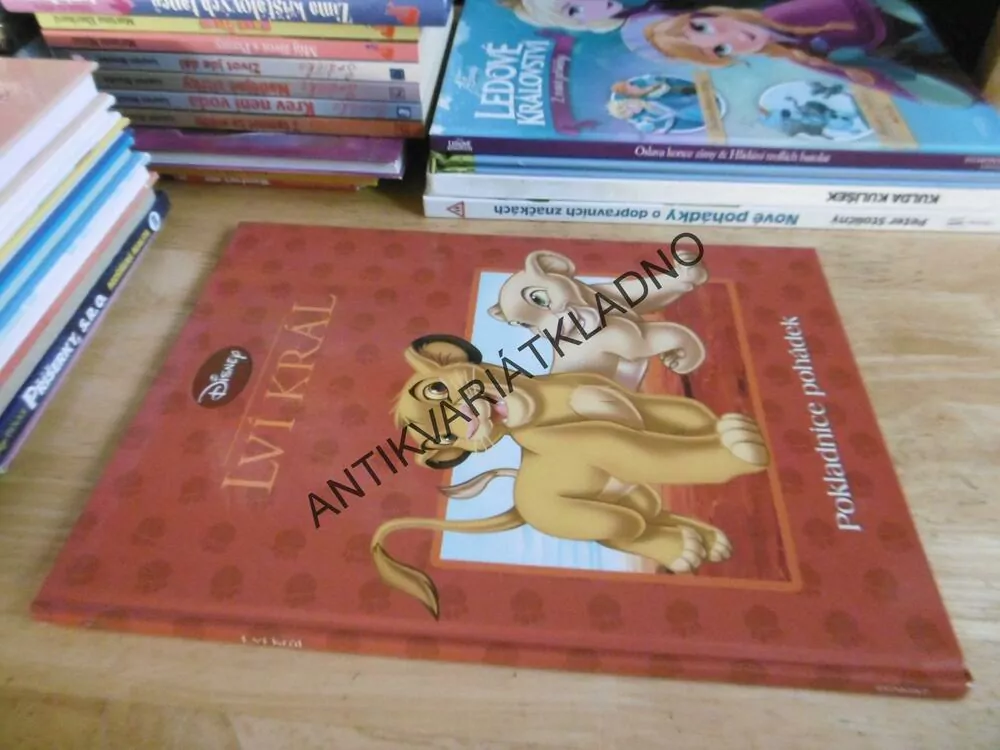 LVÍ KRÁL, WALT DISNEY, **an