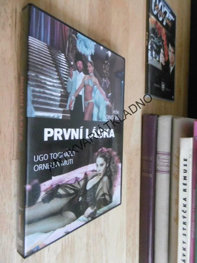 PRVNÍ LÁSKA, DVD FILM