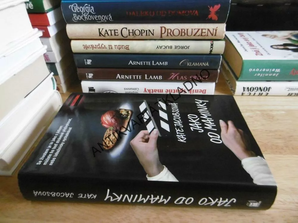 JAKO OD MAMINKY, KATE JACOBSOVÁ, **an