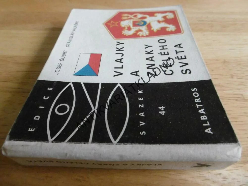 OKO 44 - VLAJKY A ZNAKY CELÉHO SVĚTA, JOSEF ŠUBRT, VALÁŠEK, **an