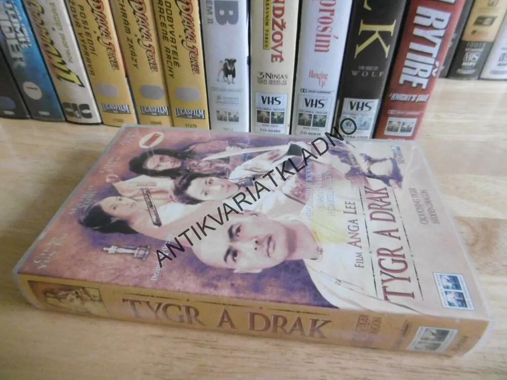 TYGR A DRAK, VHS