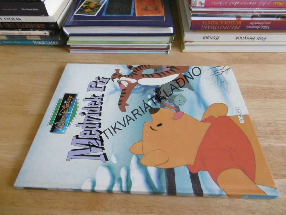 MEDVÍDEK PÚ, WALT DISNEY,LUXUS, **an