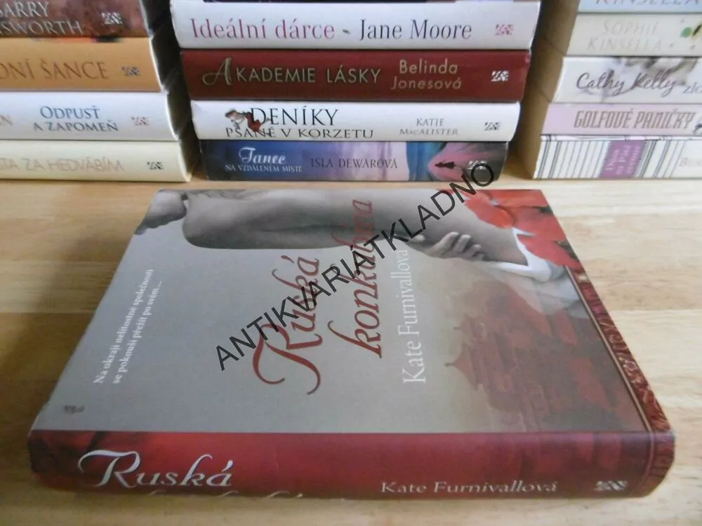 RUSKÁ KONKUBÍNA, KATE FURNIVALLOVÁ, **an
