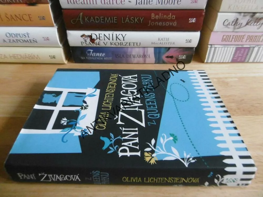 PANÍ ŽIVAGOVÁ Z QUEENS PARKU, OLIVIA LICHTENSTEINOVÁ, **an