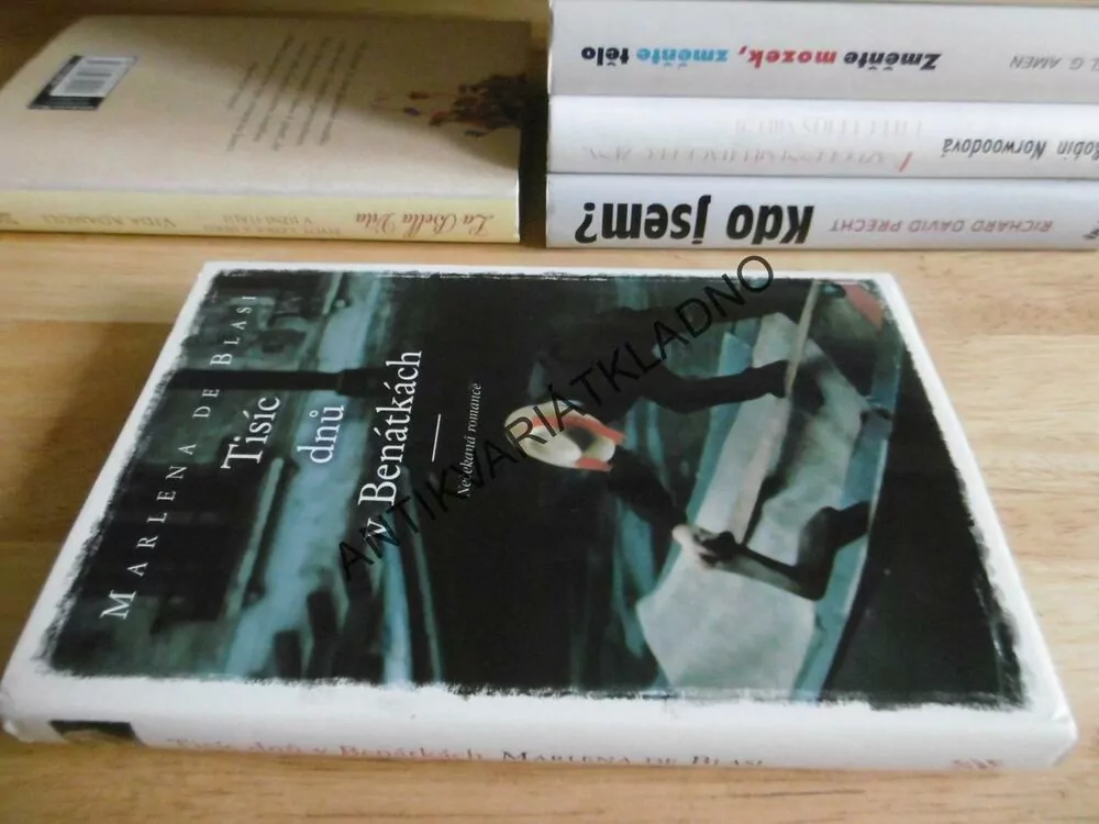 TISÍC DNŮ V BENÁTKÁCH, MARLENA DE BLASI, **an