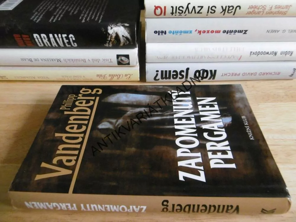 ZAPOMENUTÝ PERGAMEN, PHILIPP VANDENBERG, **an