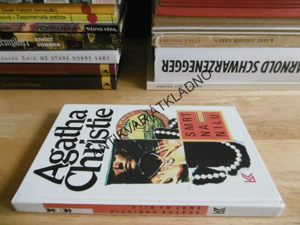 SMRT NA NILU, AGATHA CHRISTIE, **an