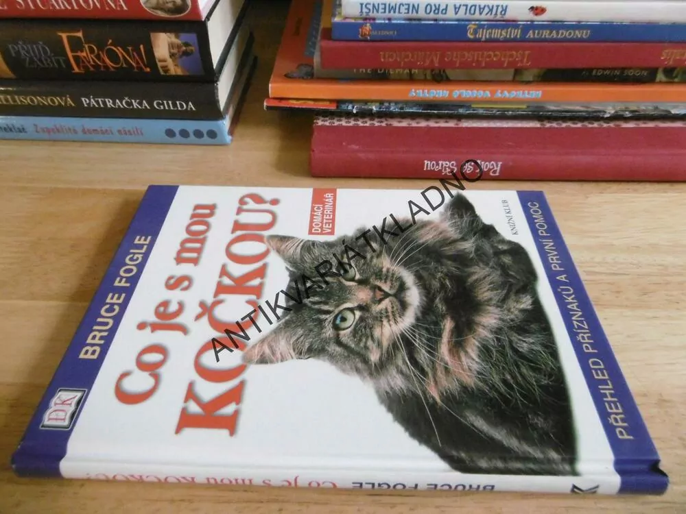 CO JE S MOU KOČKOU? KOČKY, BRUCE FOGLE,  **an