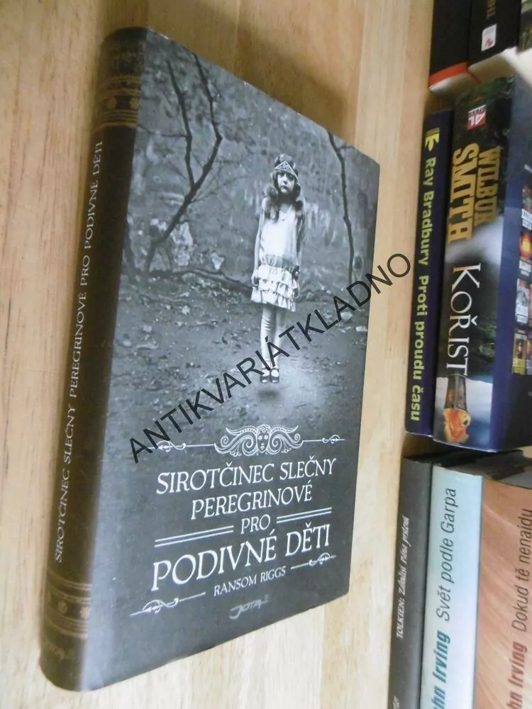 SIROTČINEC SLEČNY PEREGRINOVÉ PRO PODIVNÉ DĚTI, RANSOM RIGGS, **an