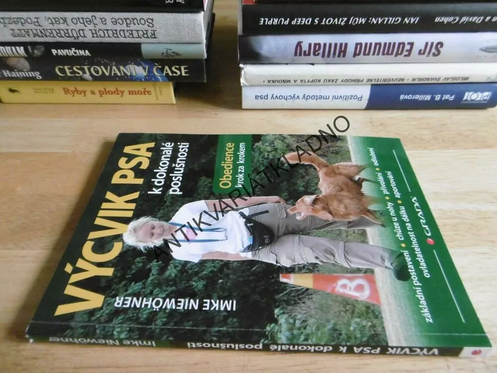 VÝCVIK PSA K DOKONALÉ POSLUŠNOSTI, OBEDIENCE KROK ZA KROKEM,IMKE NIEWÖHNER, **an